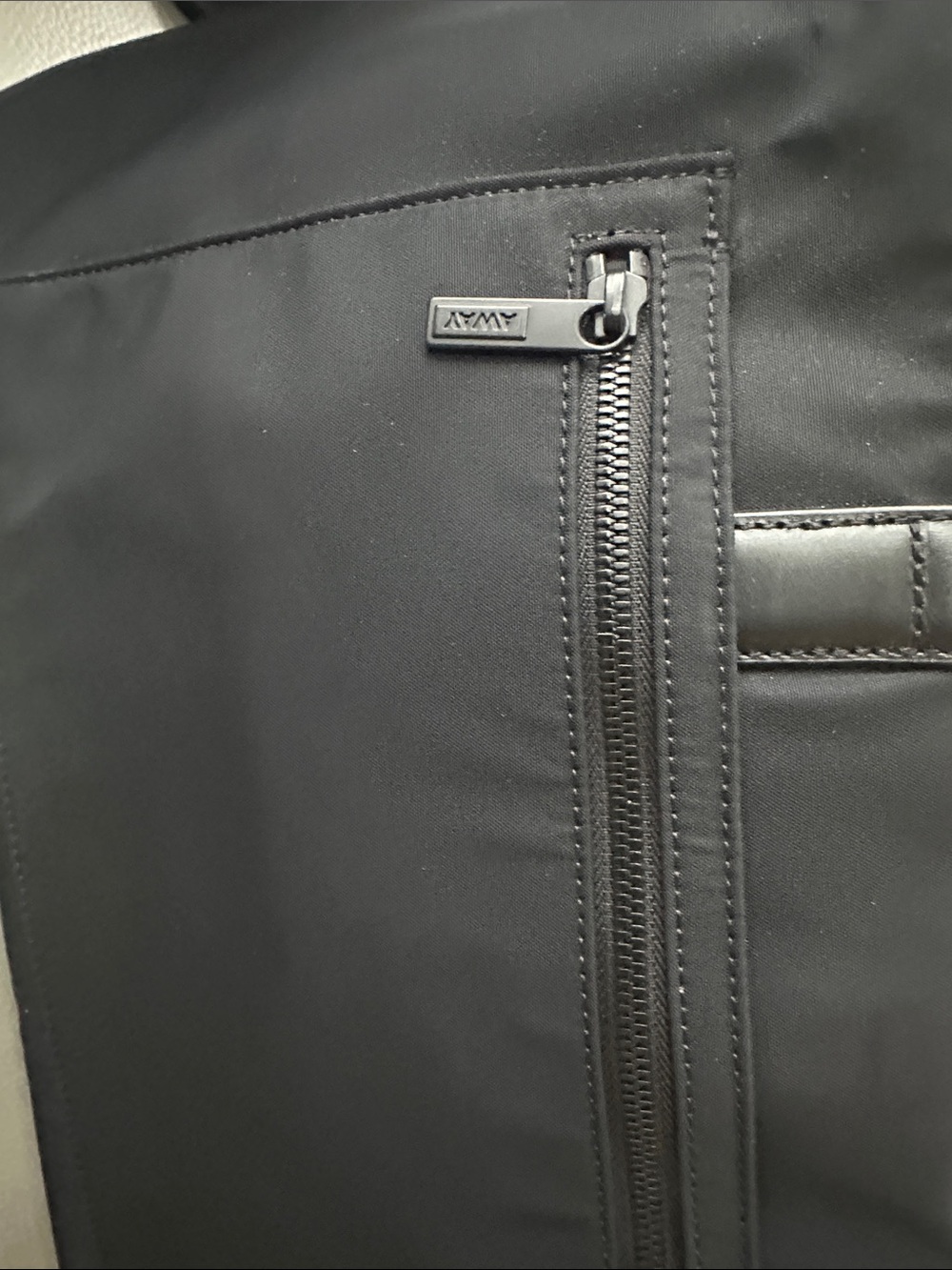 Away Everywhere Black Duffel Bag with Shoulder Strap - Picture 4 of 12